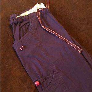 Scrub bottoms, excellent condition
